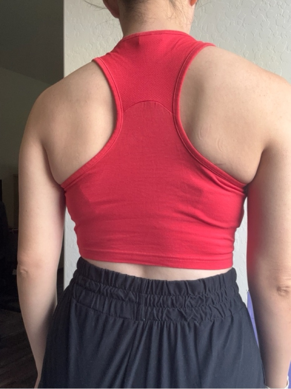 Gymshark Racerback Cropped Tank - Picture 2 of 6